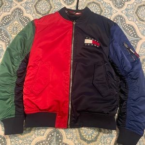 Host Pick‼️Womens Limited Edition Tommy Hilfiger Reversible Jacket‼️